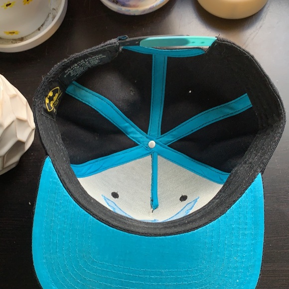 Nightwing snapback - Picture 3 of 3